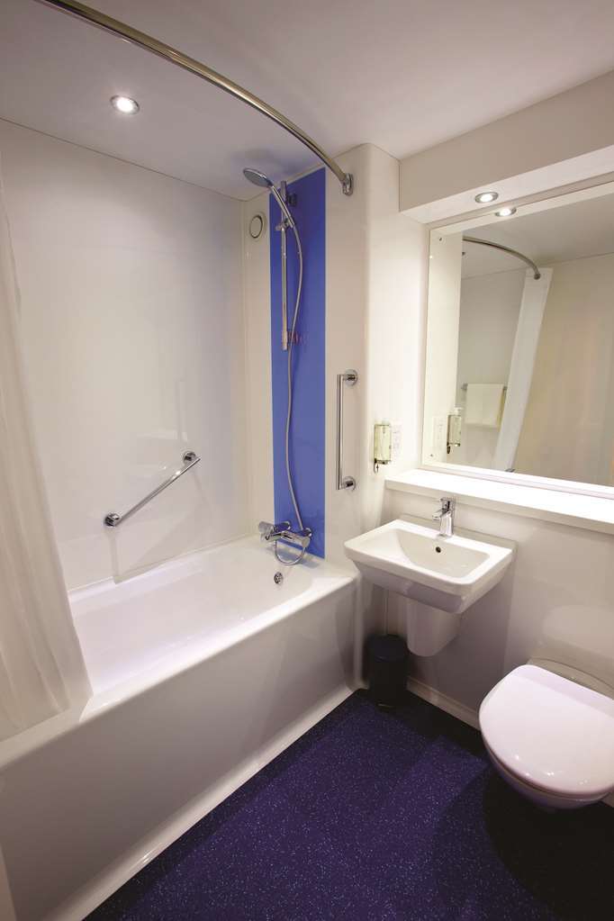 Travelodge Bedford Goldington Road 객실 사진