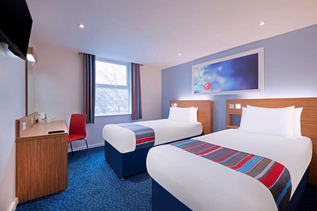 Travelodge Bedford Goldington Road 객실 사진